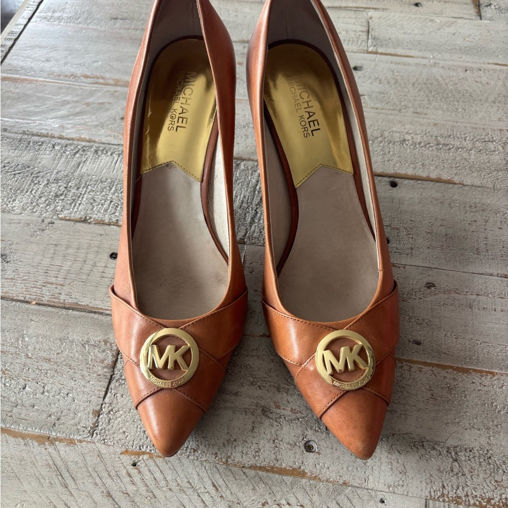 Michael Kors Brown Leather Heels with Gold Accent